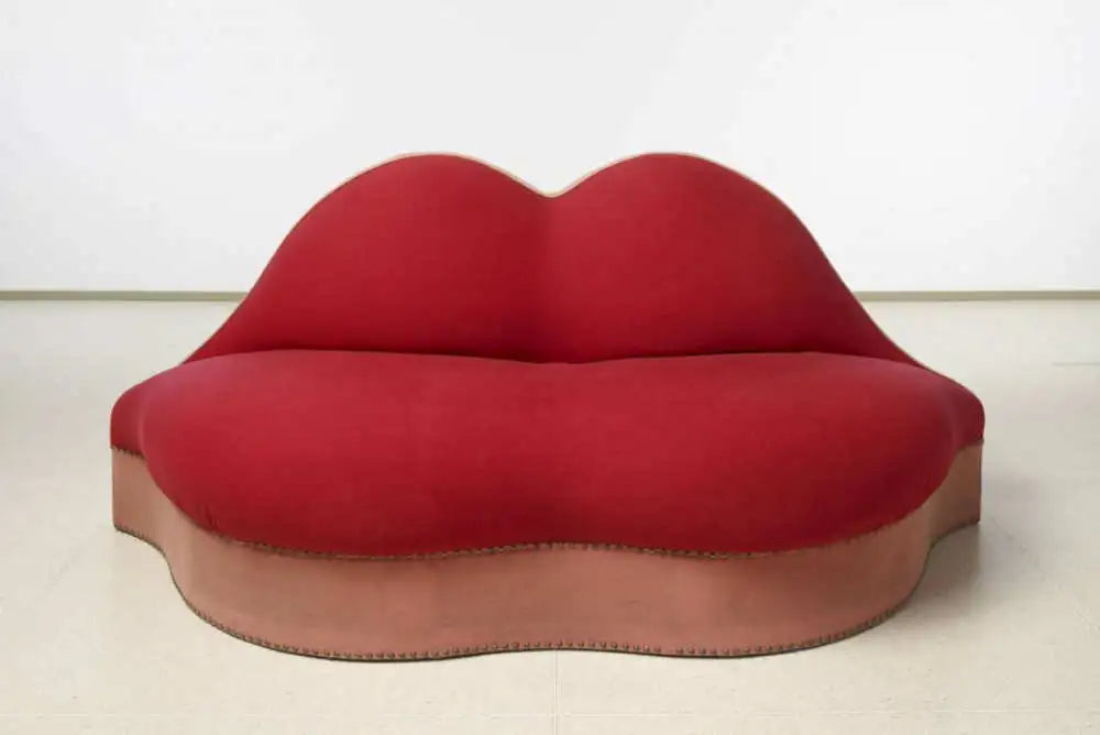 Marilyn Monroe versus Mea West - Bocca sofa