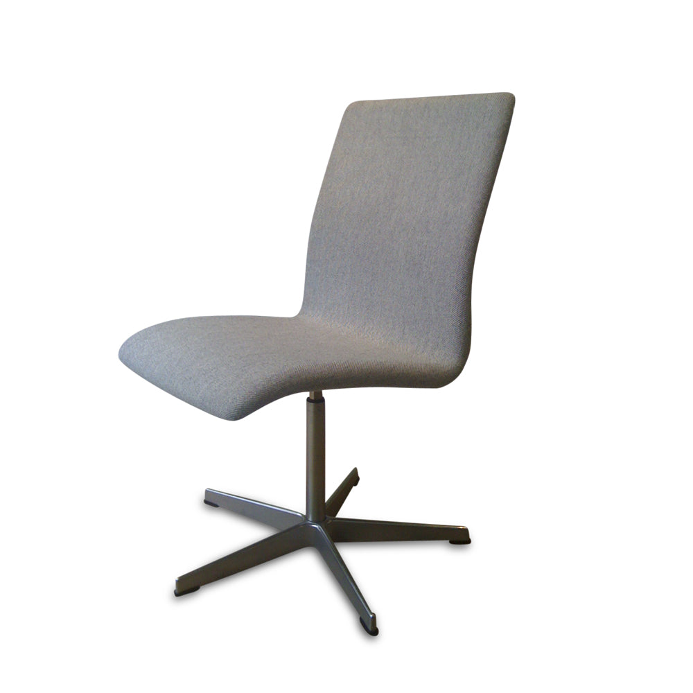 Fritz Hansen, Oxford Chair