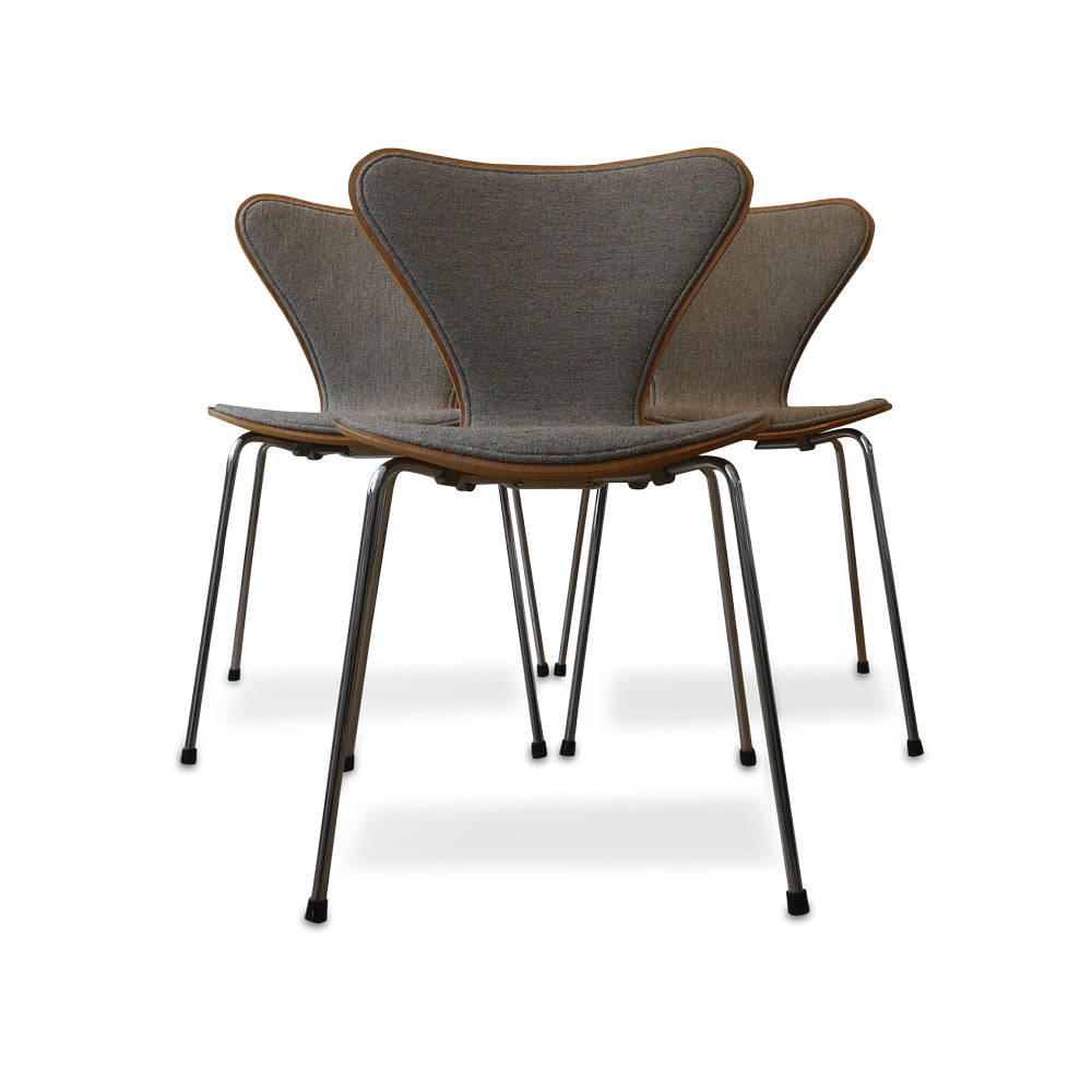 Fritz Hansen, Vlinderstoel 7-series front padding